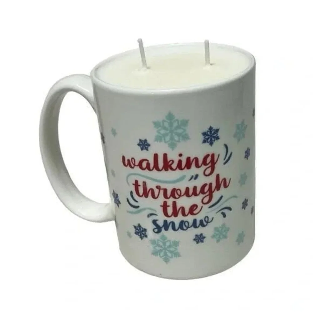 Christmas Wreath Scented Candle Handmade 18 oz White Snowflake Coffee Mug